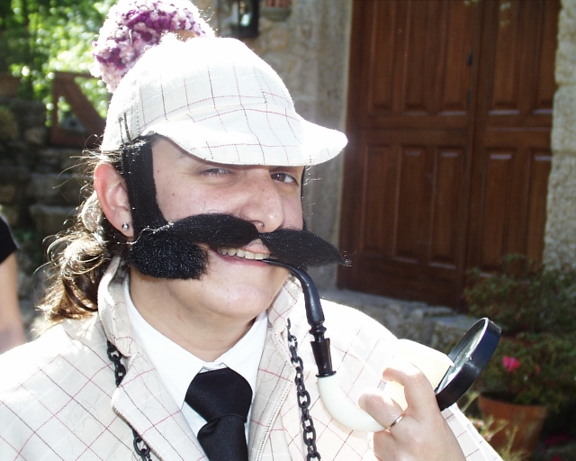 Holms y su bigote