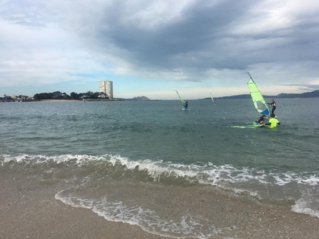 Ven a aprender windsurf