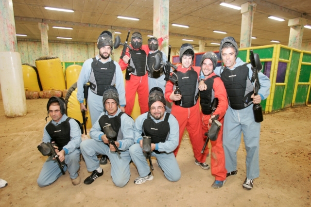Campo interior de paintball