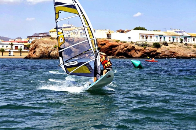 Alumnos surfistas
