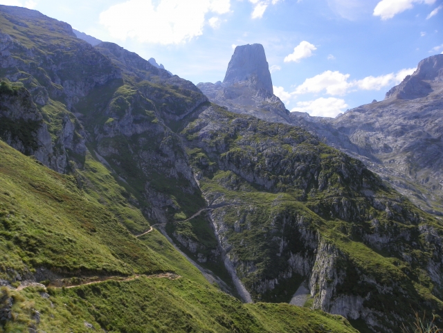 Naranjo de Bulnes