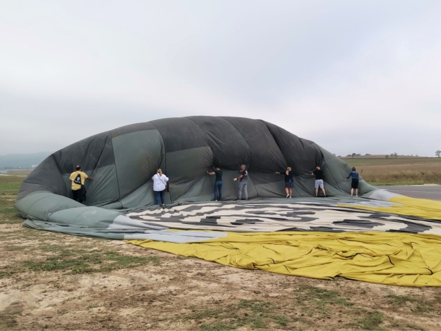 Preparando el globo antes de volar