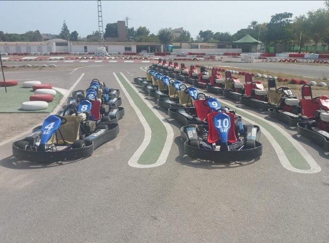  Karts für den Wettbewerb 