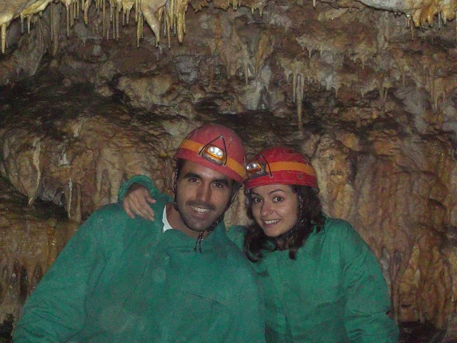  Caving 