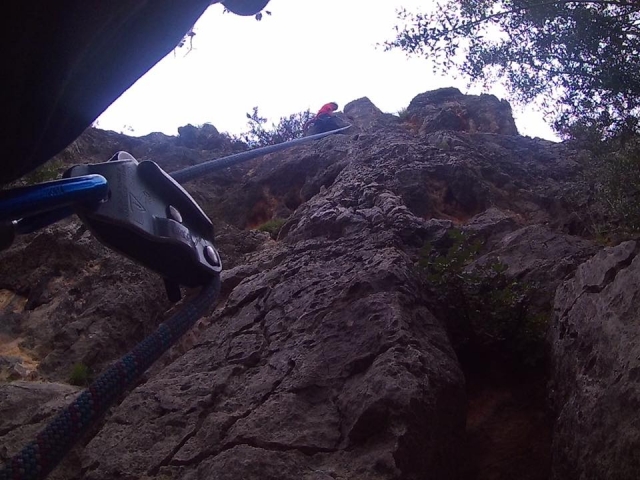  Arrampicata sulla via 