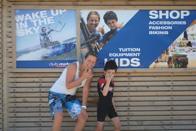  Kitesurfing and windsurfing school 