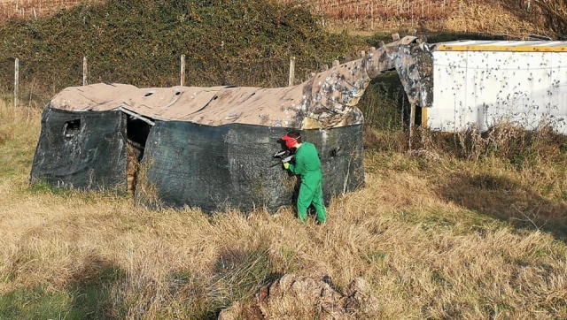 Tras el caballo