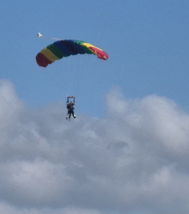Opinión de Manuel sobre Salto tándem en paracaídas con vídeo Córdoba 3000m