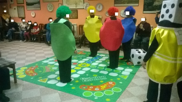 Parchis giganle con disfraces