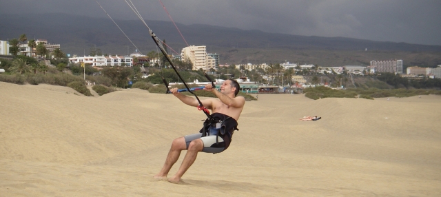 Practicando el control de la cometa