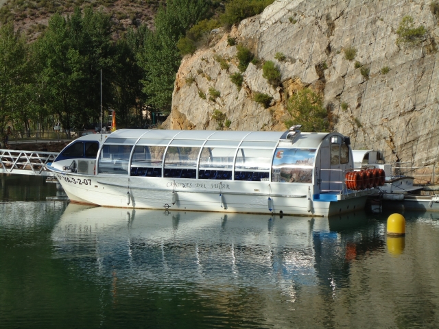 Parti per esplorare il fiume 