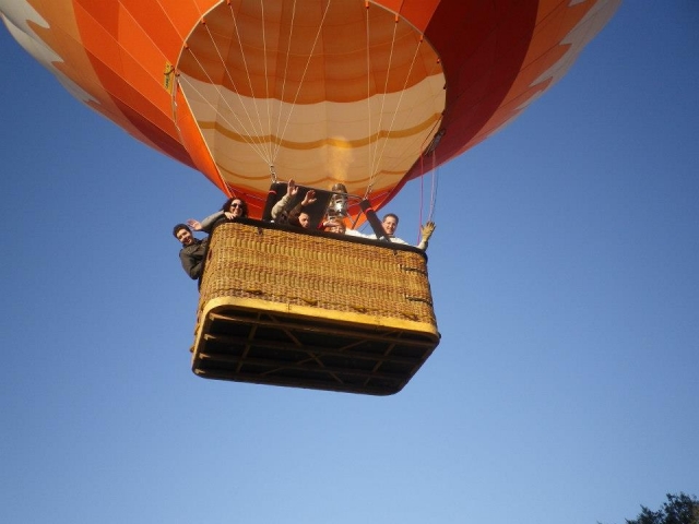  Waving from the air