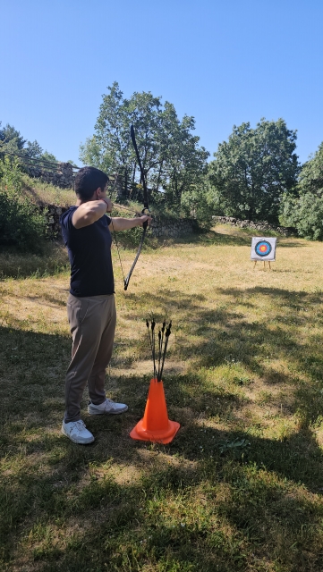 Review of Arturo about 1 hour. archery in the pine forests of Cercedilla
