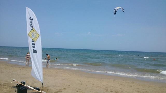  Kitesurfen in der Hauptstadt Valencia 