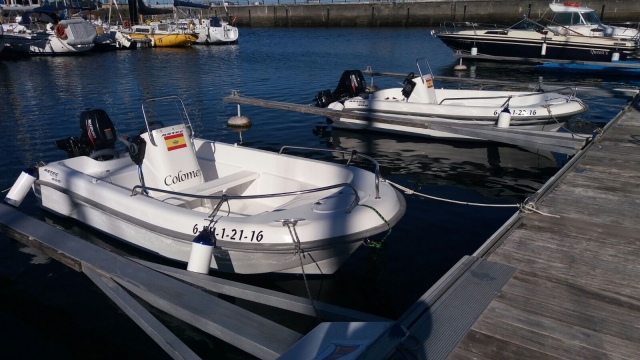 Nuestros barcos Astec 400!