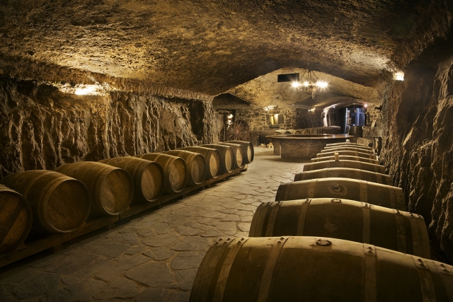  Wine in wooden barrels