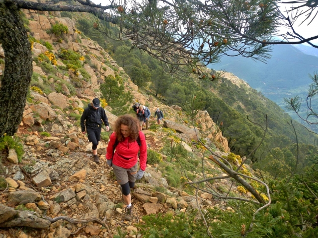  Caminhada nas rochas 