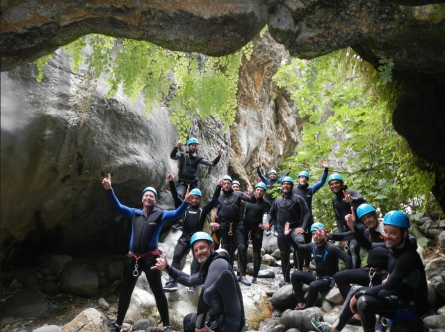  Canyoners fazendo uma pausa 