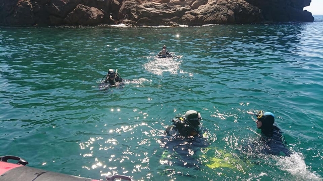  开始海中潜水 