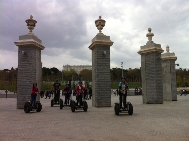  Segways between the monuments 
