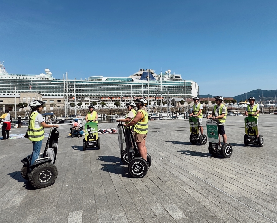  Promenade le long de la côte en segway 