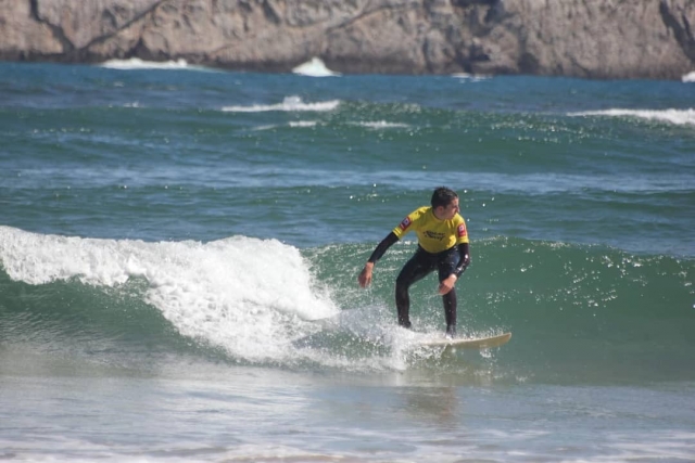  Surfing for all ages 
