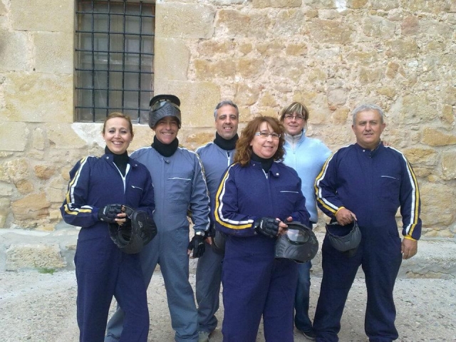Grupo de paintball adultos