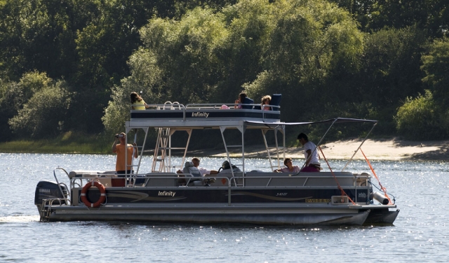 Catamaranes por el Miño