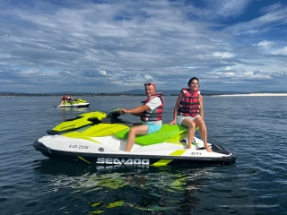 res_o-67529-motos-de-agua_de_ana-maria-castro-castro_17875484971324.jpeg