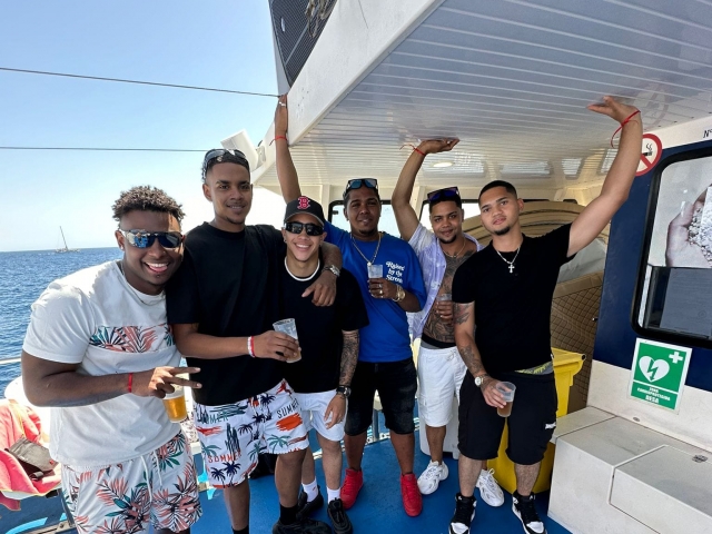 Fiesta en barco en Canarias
