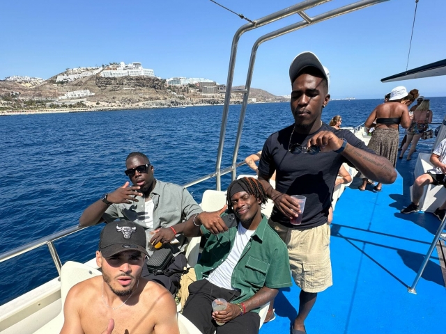 Boat party con amigos