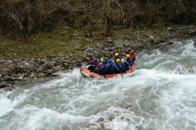 rafting-1_altamira-paintball.jpg