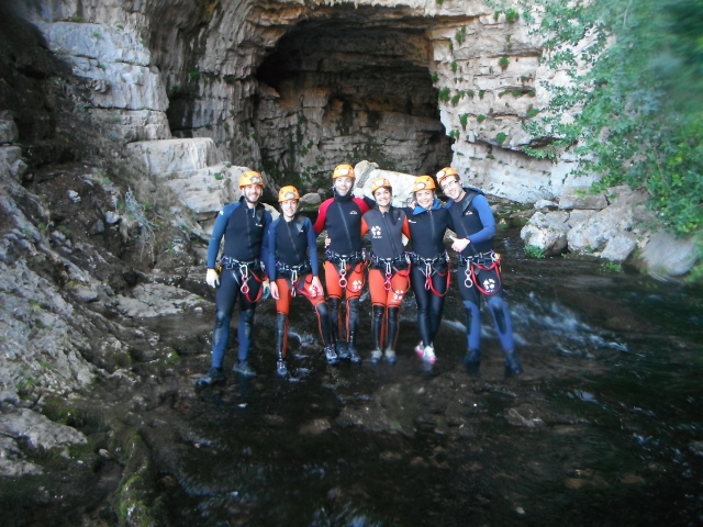 En la cueva del rio mundo