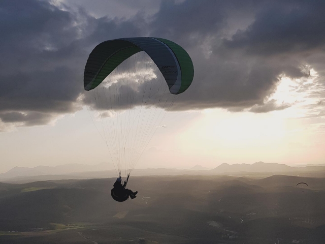  Paragliding-Fliegen