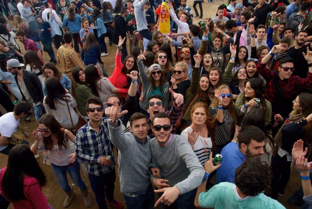  Great party on the farm 