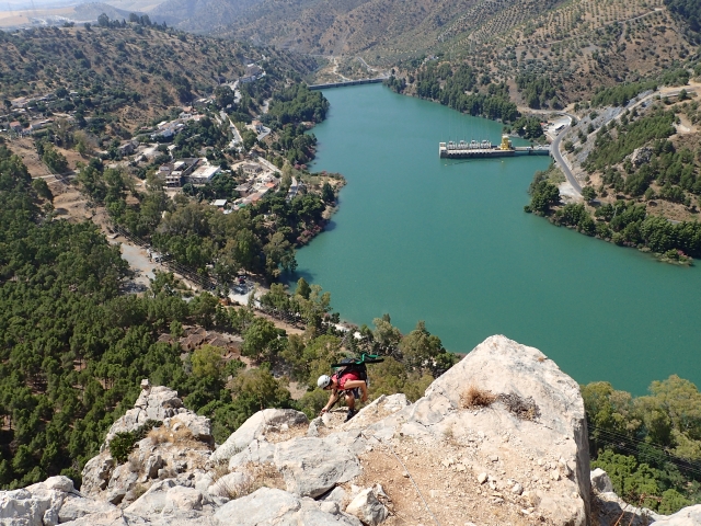 Ferrata en el embalse de las Encantadas