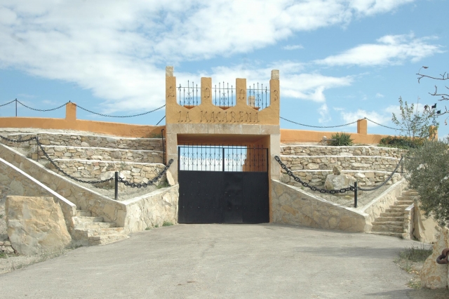  Ingresso principale all'arena 