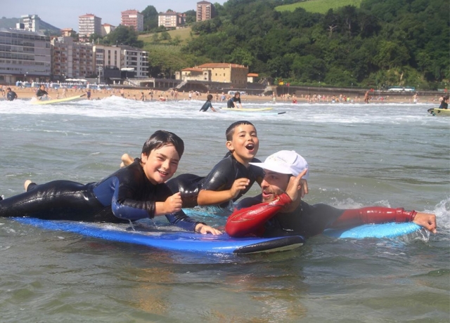 En el agua con el monitor