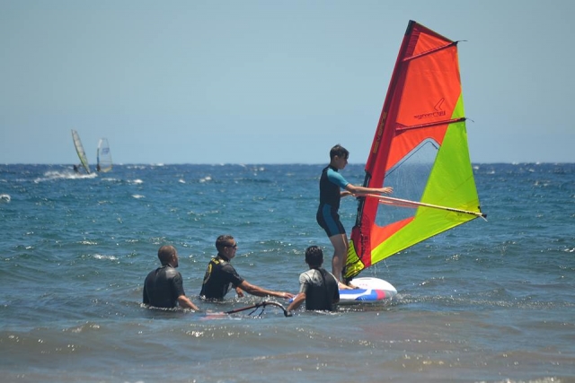  Cours particuliers de planche à voile 