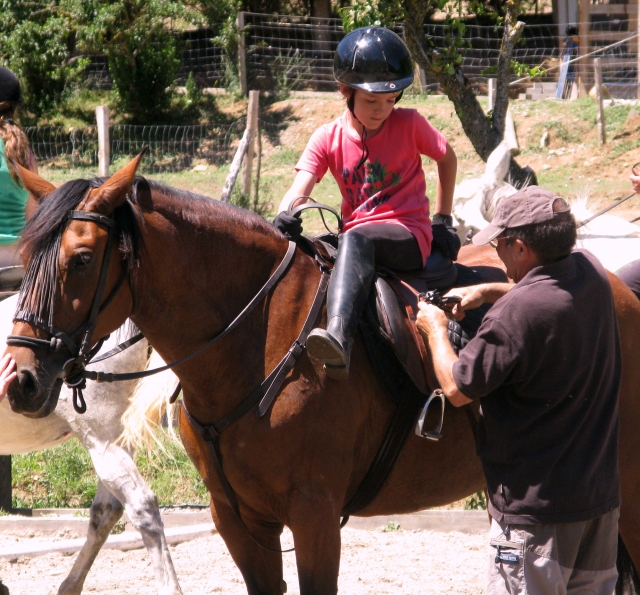  Shortening stirrups for the little ones 