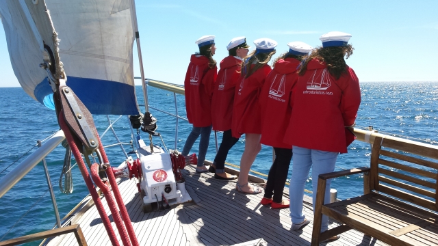  Enjoying a sailboat ride 