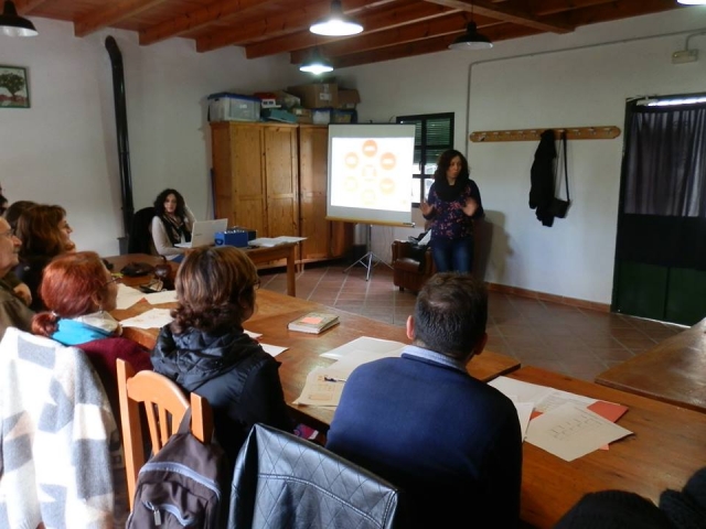 en clase aprendiendo