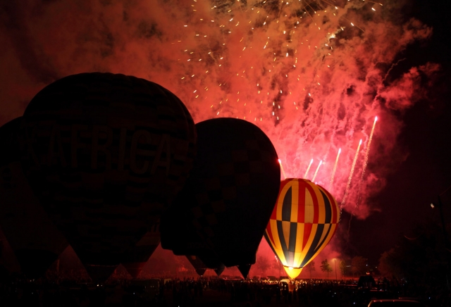  Fly-in-a-balloon-event 