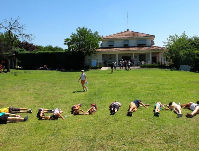  Former des mots au sol 