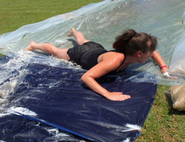  Glisser sur du plastique 