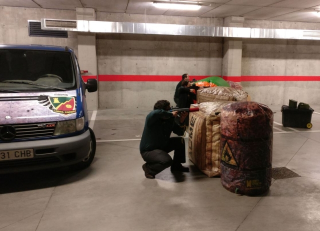  Laserspiel in der Garage.JPG 