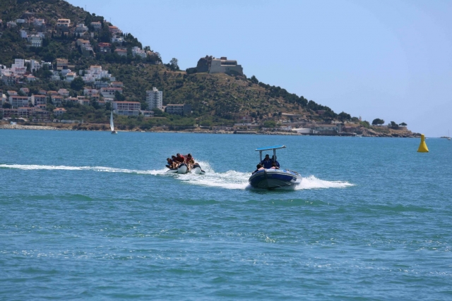  Towing the banana 