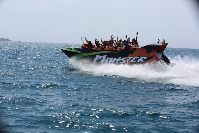  Speed boat 