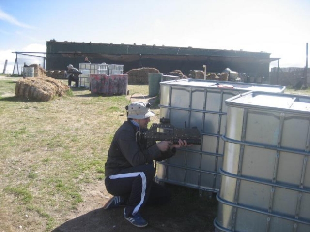 e-19667173-alquiler-de-laser-combat15090328584580.jpg