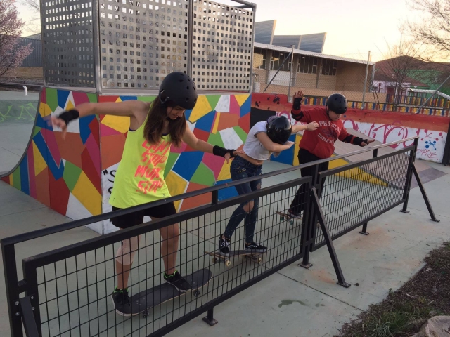 Participantes del campamento de skate